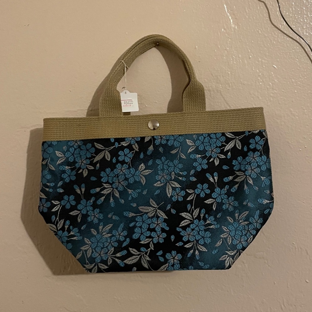 Blue Japanese purse